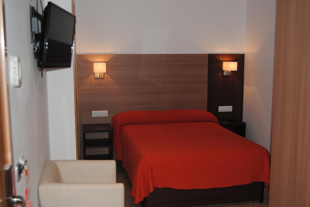 Hotel Victoria Tossa de Mar Zimmer foto
