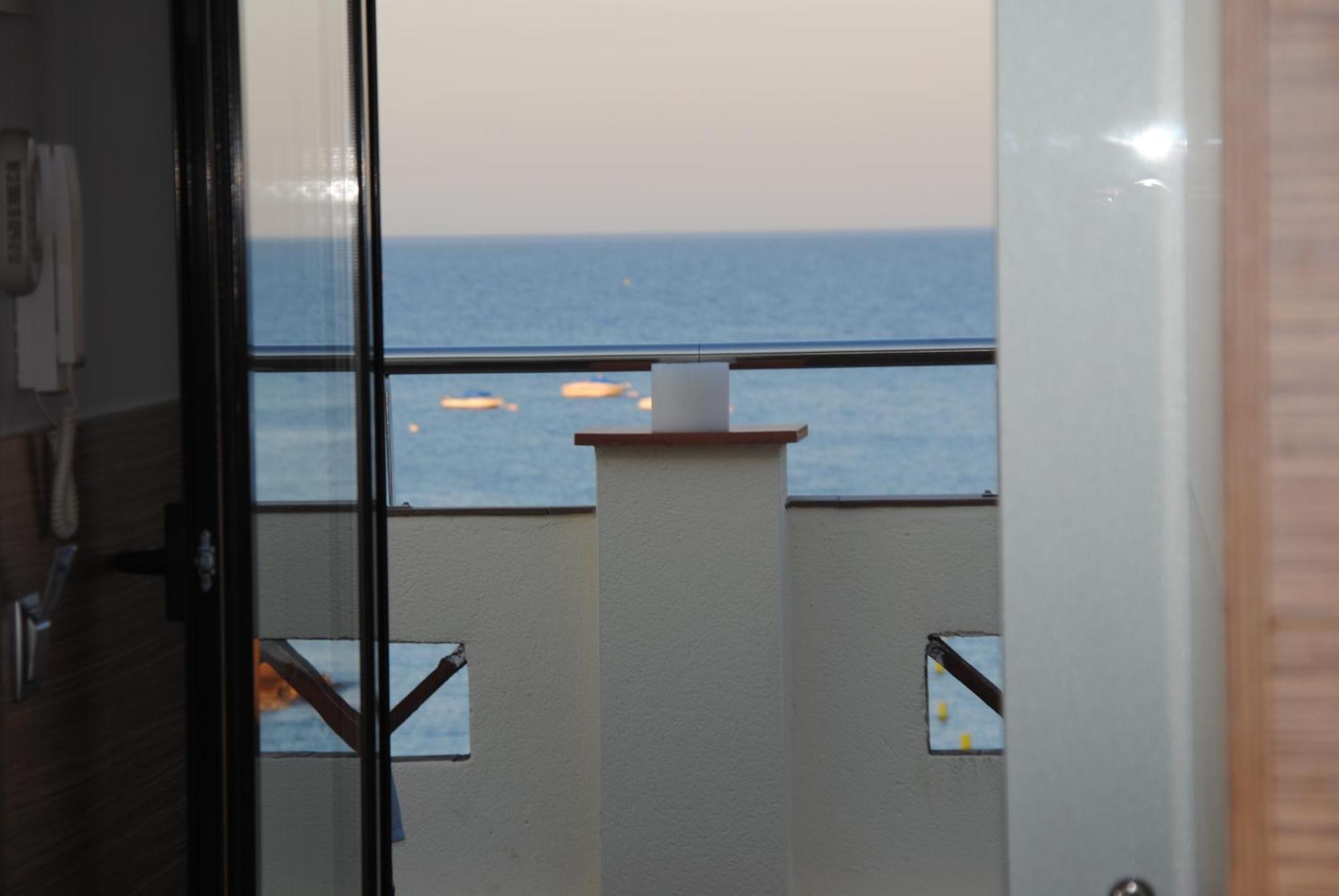 Hotel Victoria Tossa de Mar Zimmer foto